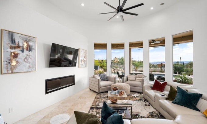 Fountain Hills House | Luxury Home w/Heated Pool, Mountain Views, Games