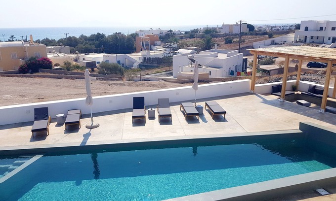 Monolithos Hotel | Luxury hospitality, outstanding view