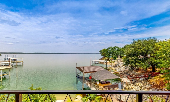Lake Bridgeport House | Luxury lake home with stunning water views, gourmet kitchen, hot tub & office