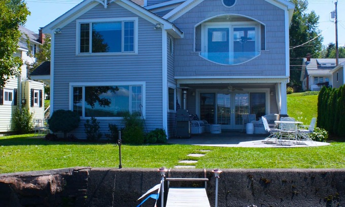 Lakewood House | Luxury Lakewood House On Lake Chautauqua - Fall/Winter/Spring Discounts