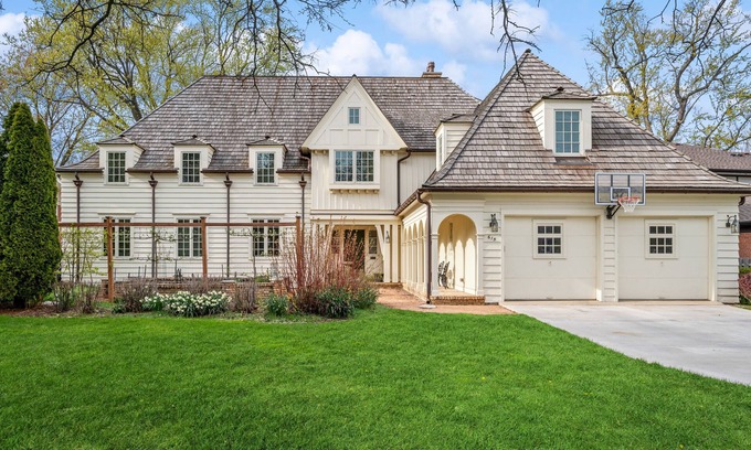 Forestview House | Luxury living in prime location
