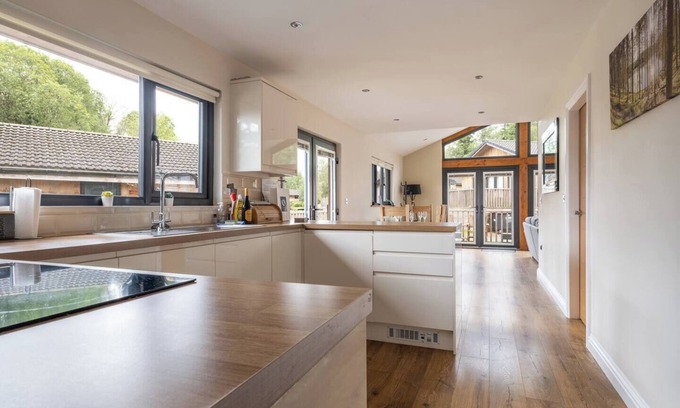 Otterburn Cabin | Luxury Lodge With Hot Tub & Outdoor Dining