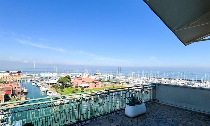 Chioggia Apartment | Luxury Majestic Penthouse Apartment