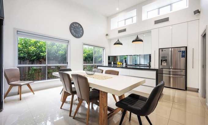 Central Mudgee House | Luxury meets Modern along Cudgegong River