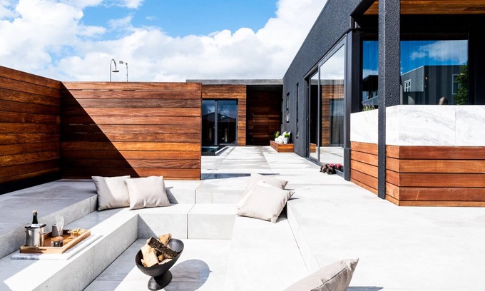 Mosfellsbaer Villa | Luxury Modern Villa in the suburbs of Reykjavik