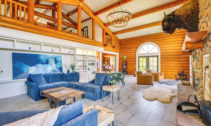 Alpine Cabin | Luxury Mountain Log Cabin, Minutes from San Diego!