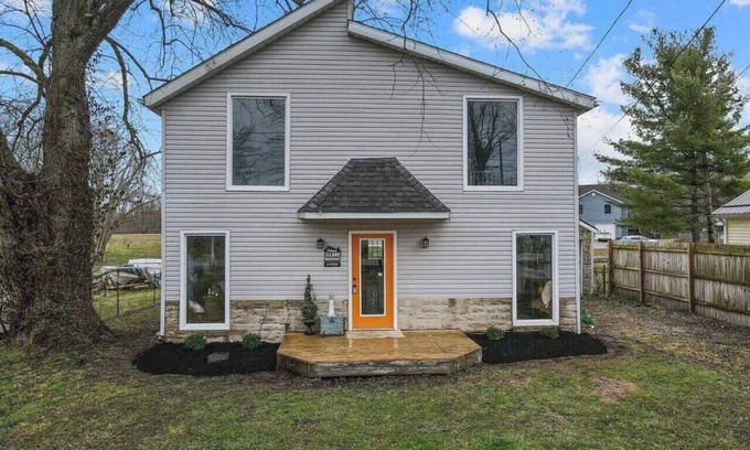 Millersport House | Luxury on Lakeside: Beautiful monthly rental near the lake