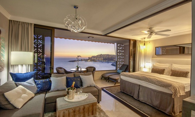 Patalavaca Apartment | Luxury on the beach with a spectacular view and breathtaking sunsets!