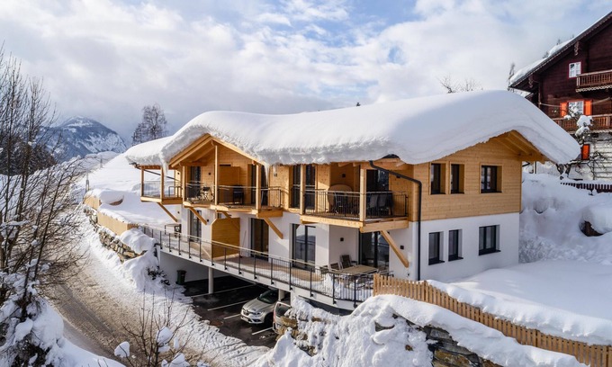 Werfenweng Apartment | Luxury penthouse with idyllic mountain views