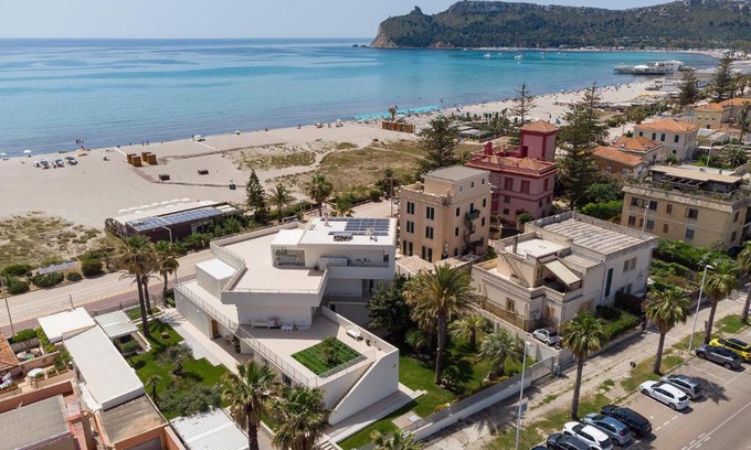 Poetto Apartment | Luxury Poetto Apartments
