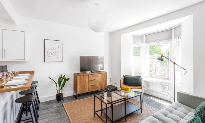 Cardiff Apartment | Luxury Pontcanna 3 bed apartment