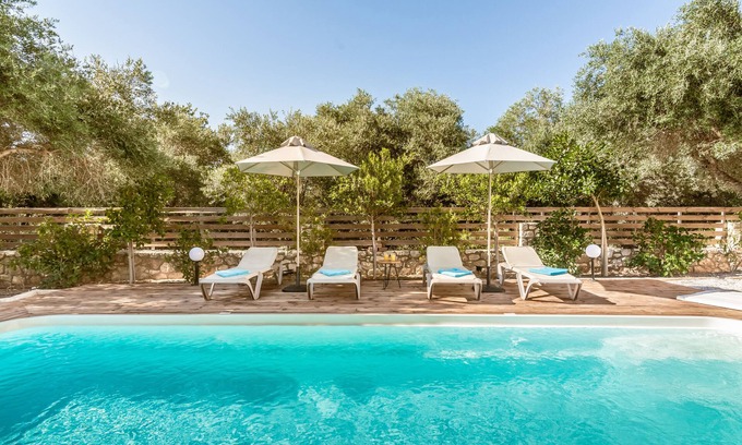 Tria Monastiria Villa | Luxury privacy not far from Rethymno