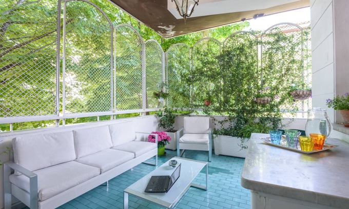 Quartiere XIII Aurelio Apartment | Luxury property in Vatican area 5 BR & 5BA Terrace and Jetted tubs A/C Wif