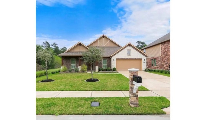 Spring House | Luxury rental in great location