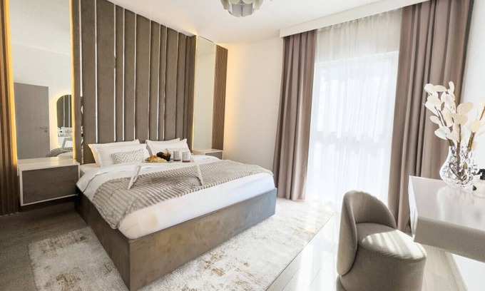 Abu Dhabi Apartment | Luxury Retreat 1BDR Yas Island Premium Location
