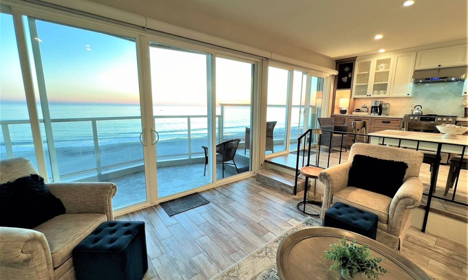 Rio del Mar Condo | LUXURY RETREAT FOR COUPLES ~ 180 DEGREE OCEAN VIEWS OF MONTEREY BAY
