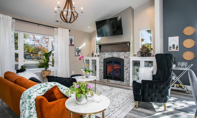 Layton House | Luxury Retreat-gourmet kitchen, playhouse, hot tub, & steam shower
