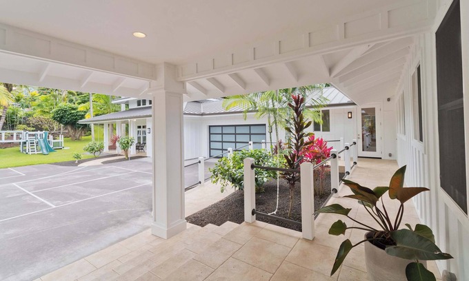 Kailua-Kona House | Luxury Retreat in Kona with Saltwater Pool