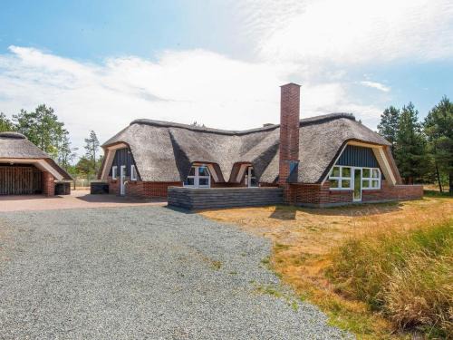 Kongsmark House | Luxury Retreat with Tennis - By Traum Ferienwohnungen