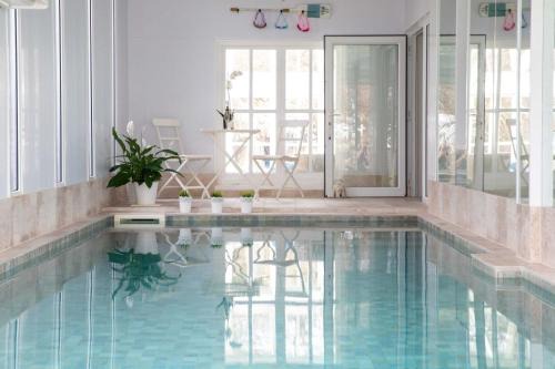 Wittering House | Luxury Seafront Family Home - Indoor Pool