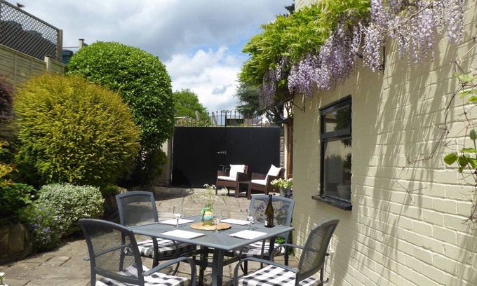 Redbrook Cottage | Luxury Self Catering Cottage in Historic Village Setting in the Forest of Dean