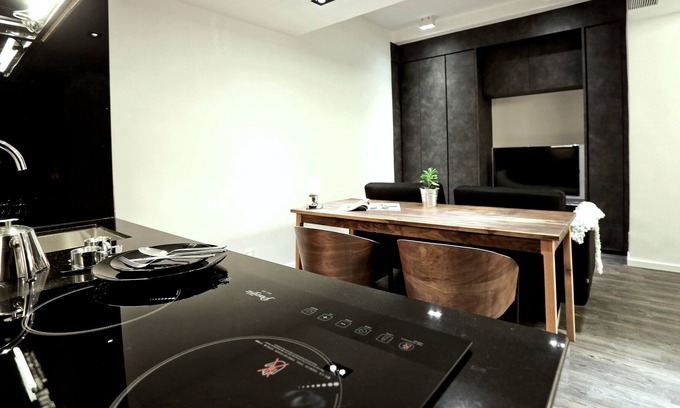 Tin Hau Apartment | Luxury Studio Apartment Near Causeway Bay [1]