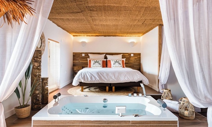 Boulieu-les-Annonay Apartment | Luxury suite & spa - Tahiti