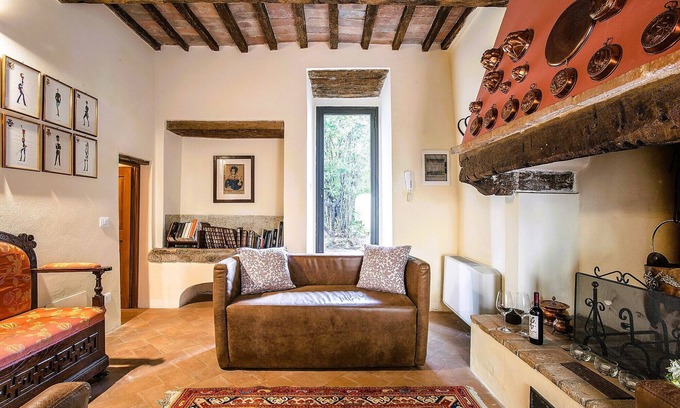 Certaldo Apartment | Luxury, Sustainability and Eco Pool in Tower Apt.