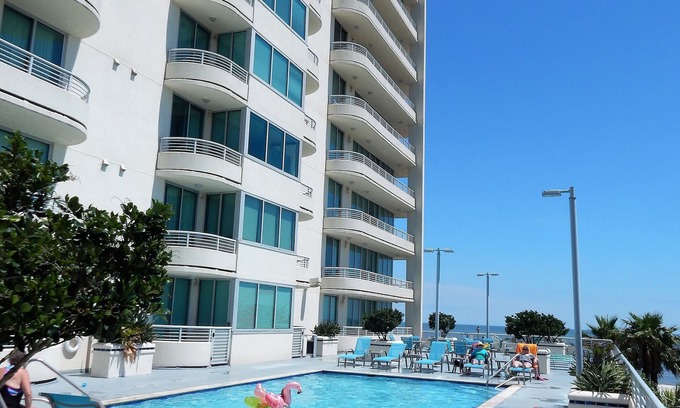 Biloxi Condo | LUXURY! THE OCEAN CLUB BEACHFRONT BILOXI