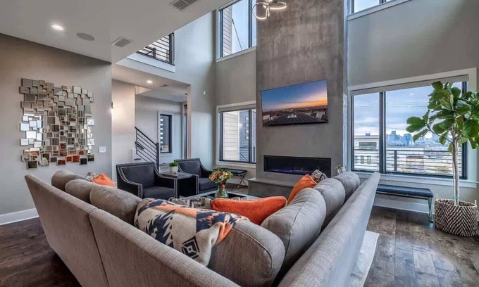 Talbot's Corner House | Luxury Twin Homes with Rooftops in Nashville