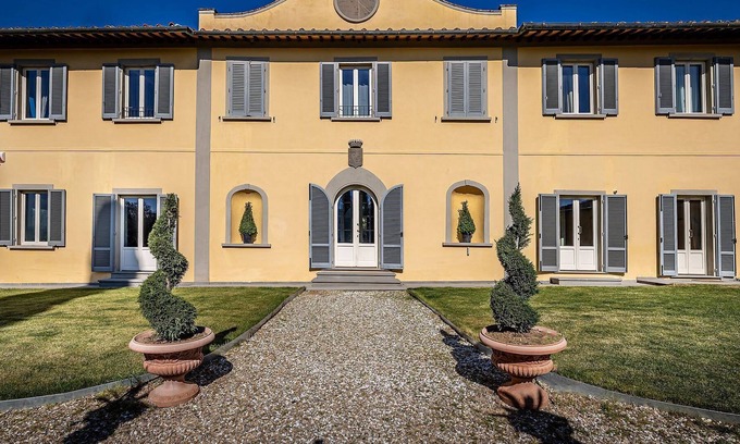 San Jacopo Al Girone Villa | Luxury Villa Tolomei Gucci With Swimming Pool