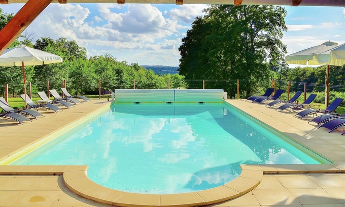 Oradour-sur-Vayres House | Luxury villa with heated pool and tennis court