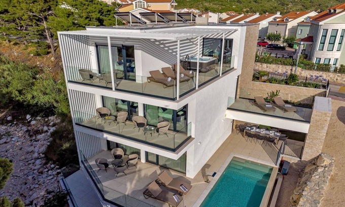 Promajna Villa | Luxury Villa Delight II Promajna with private heated pool, jacuzzi, sauna and gym in Promajna - Baska Voda