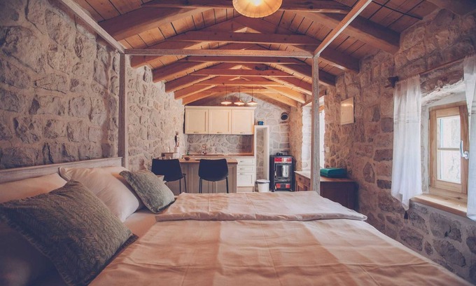 Gabonjin House | Luxury Villa DELUXE with pool and sauna