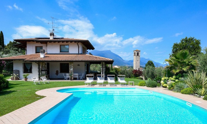Pieve Vecchia Villa | Luxury villa Oleander with private pool