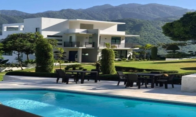 Bonao Villa | Luxury Villa surrounded by mountains & Nature!