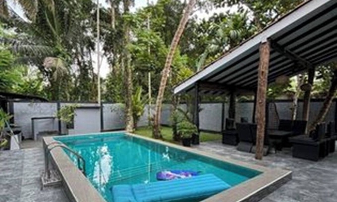Ambalangoda Villa | Luxury Villa Virginia Hikkaduwa private with pool