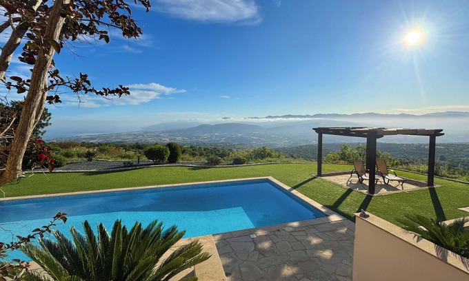 Kritou Tera Villa | Luxury villa with breathtaking views