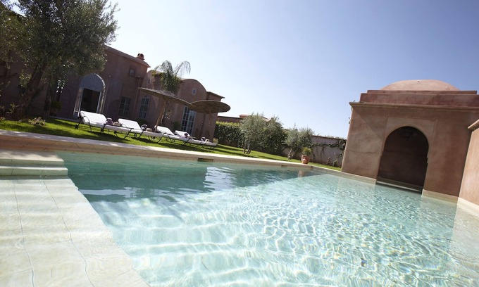 El Hara Villa | Luxury Villa with Private Pool in quiet rural area- Private free 100mb wifi
