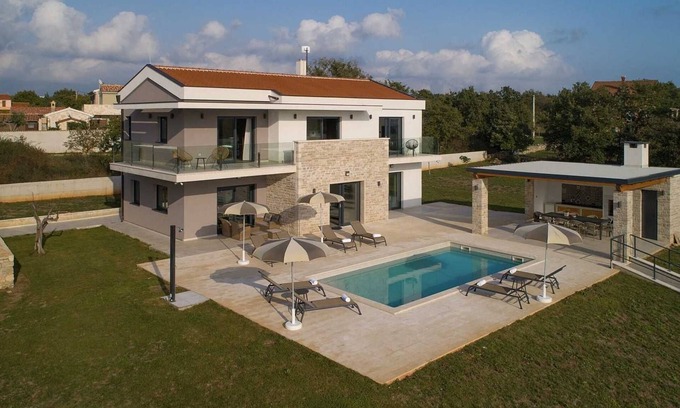 Cabrunici Villa | Luxury villa with swimming pool