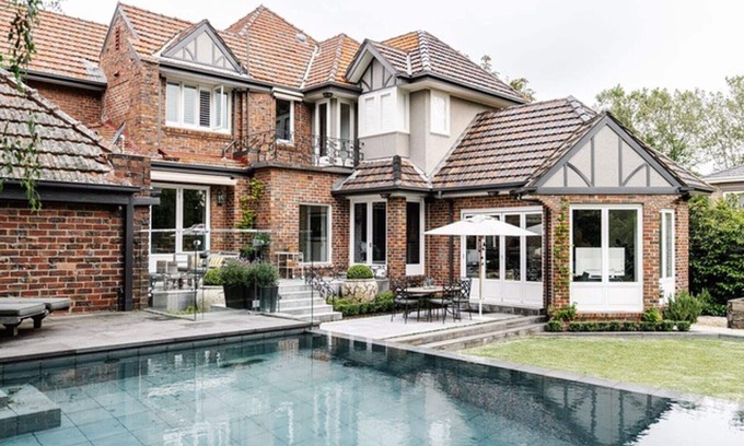 Armadale House | Luxury Villas Karleby (Heated Pool)