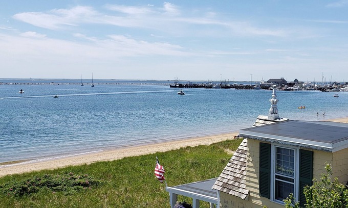 Commercial Street Condo | Luxury Waterfront, Gallery District, 2 BR, Private Deck, Parking, Central Air