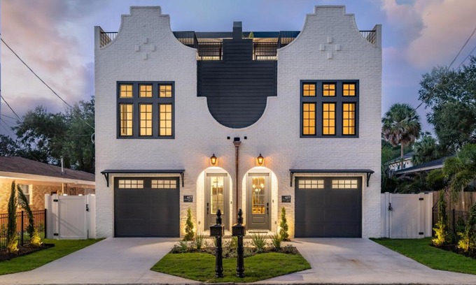 Tampa Heights Villa | Luxury Wellness Retreat with Sauna and Cold Plunge
