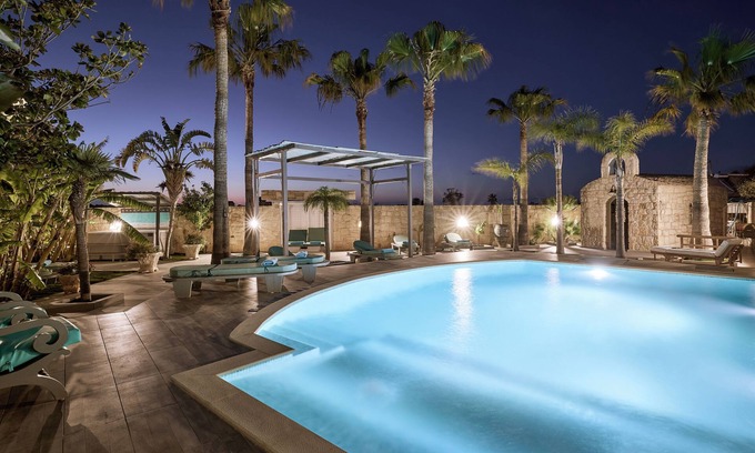 Stavros Villa | Luxury White House - Family Villa Near Sea - Zorbas Beach with playground, bikes