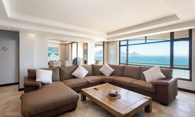 Bloubergstrand Apartment | Luxury Witsand 706