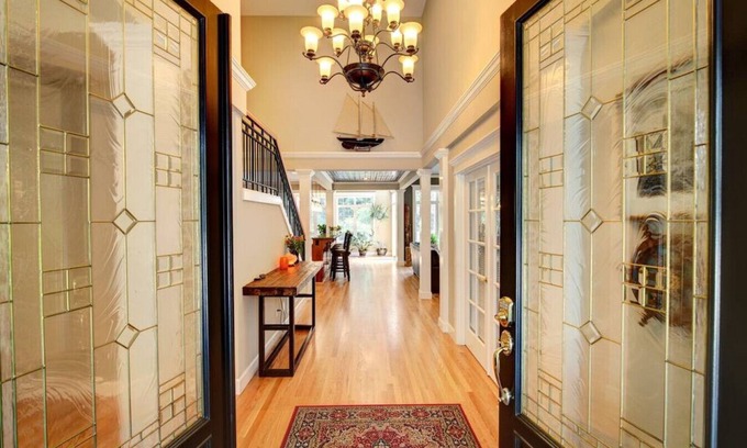 Sammamish House | Luxury Wooded Estate With Pool