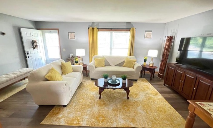 Milwaukee House | Luxx Guest House