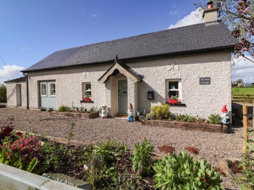 Bruff House | Lynchpin Cottage
