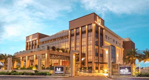 Maduravoyal Hotel | M Stays