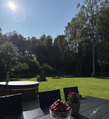 Laimjala House | Maalähedane elamus Saaremaal!